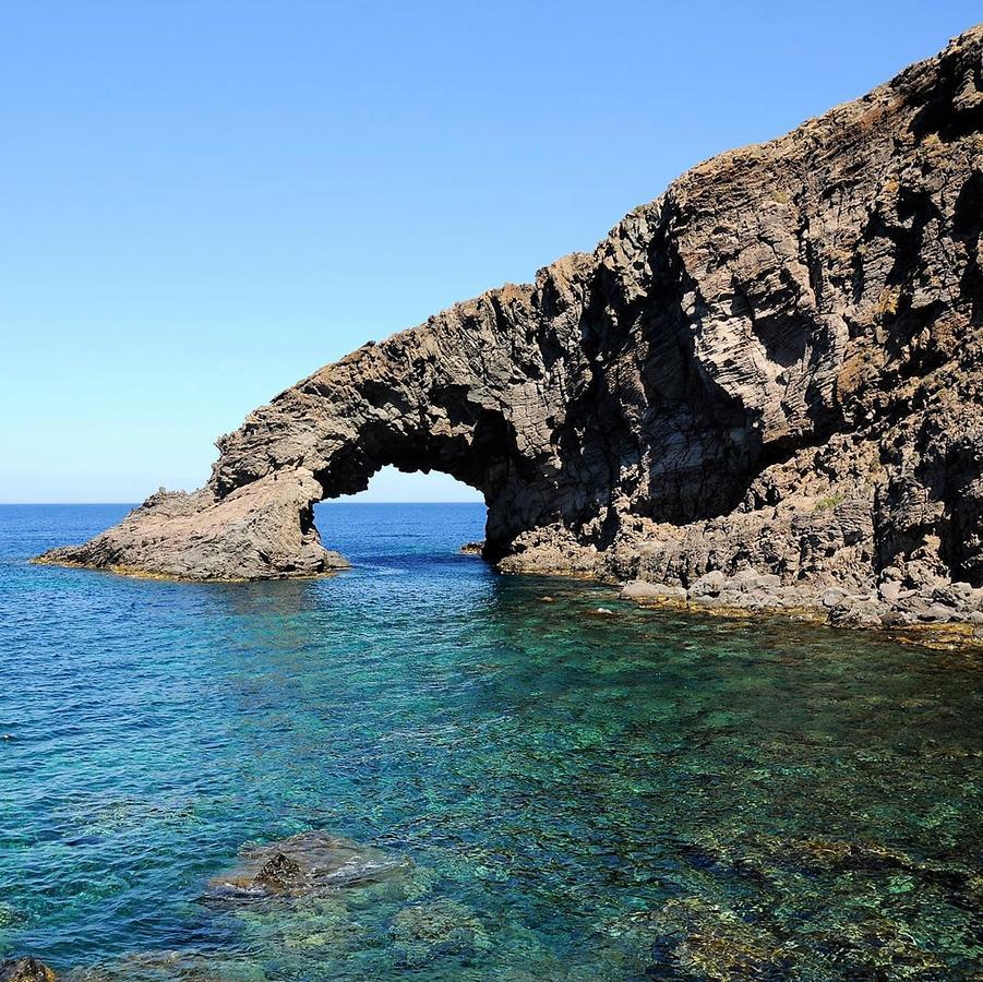 Blue Moon Hotel Pantelleria Exterior foto